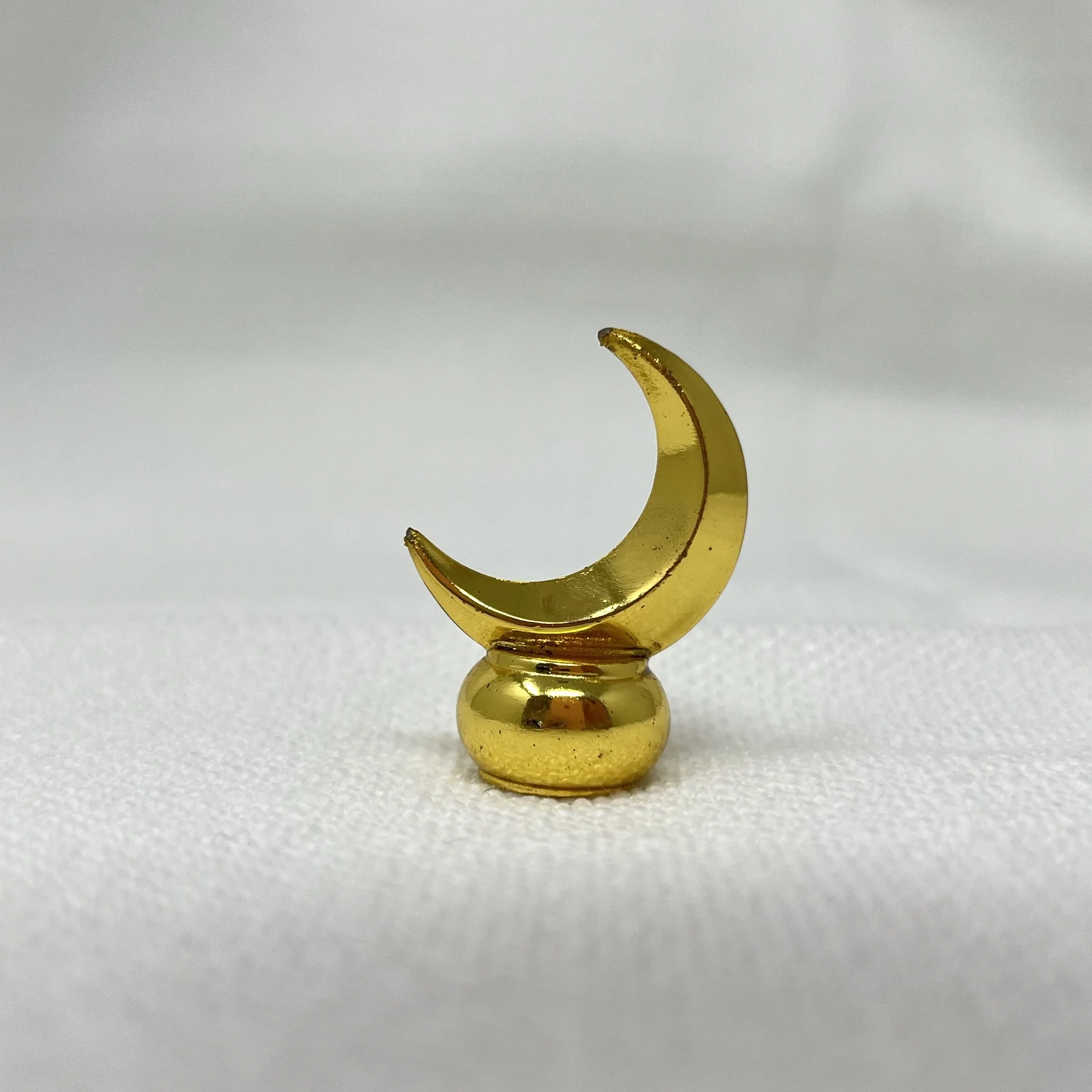 [Draft]: Moon topper